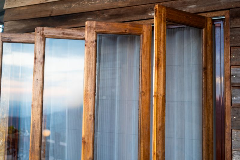 Wood Window Service in Des Moines, IA